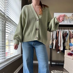 H&M chunky ribbed cardigan size large sage green